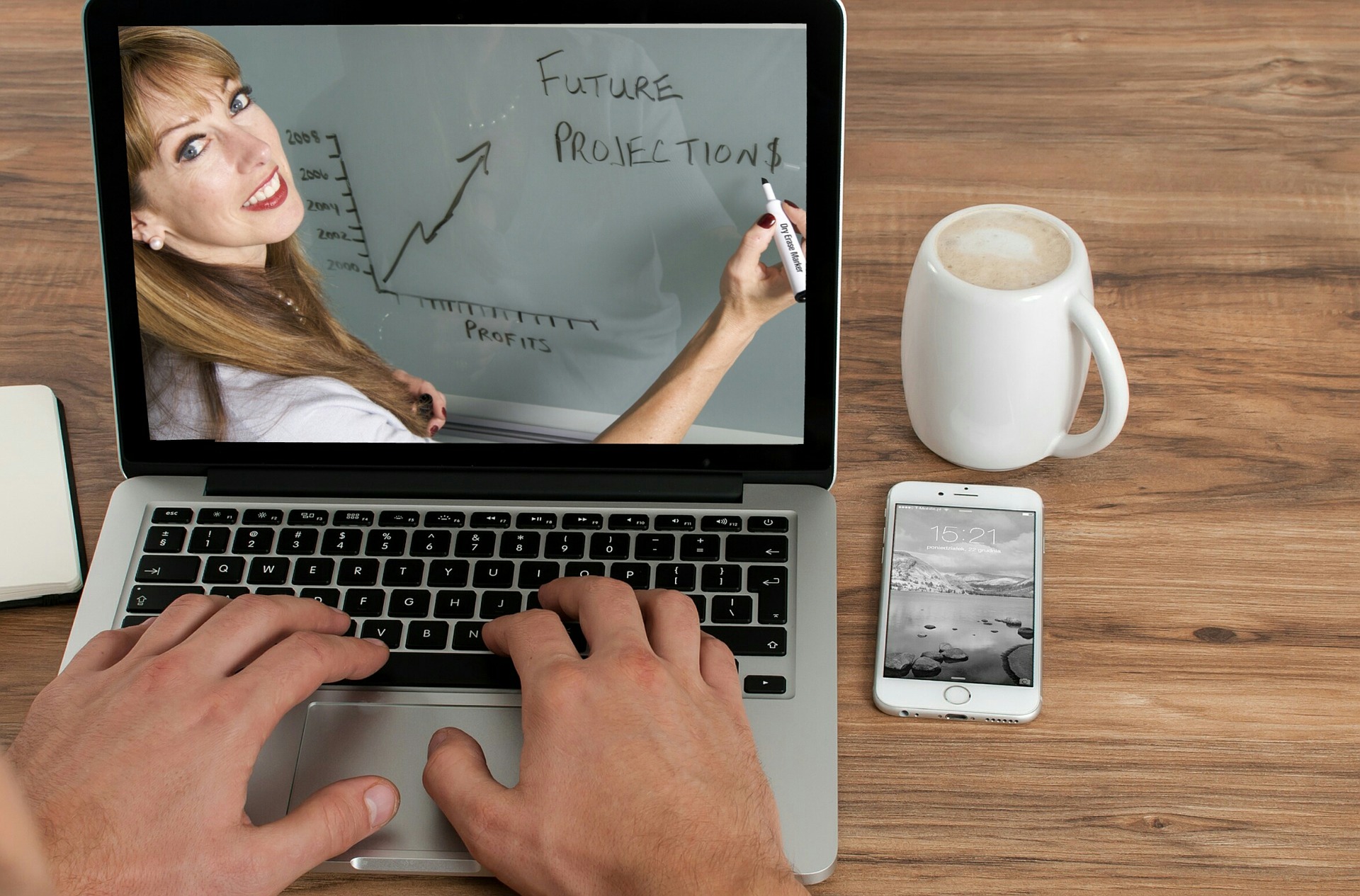 Pourquoi suivre une formation en informatique en ligne ?